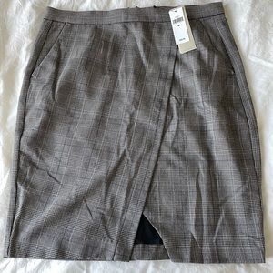 Grey plaid pencil skirt